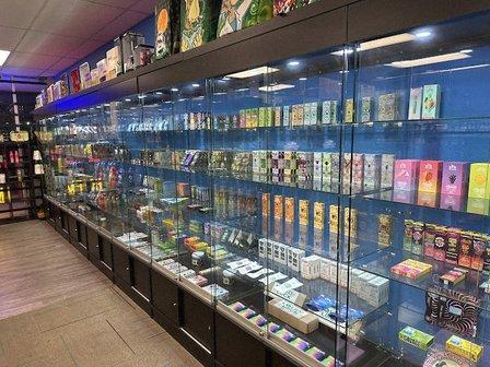 NEIGHBORHOOD SMOKE VAPE CBD SHOP