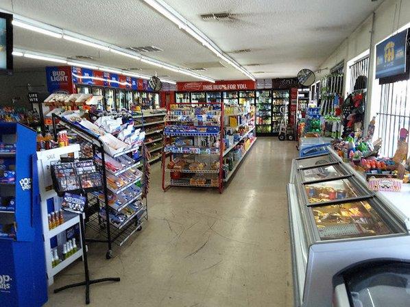 Lucky Beverage and smoke shop LLC (Vape + Delta + CBD + pipe)