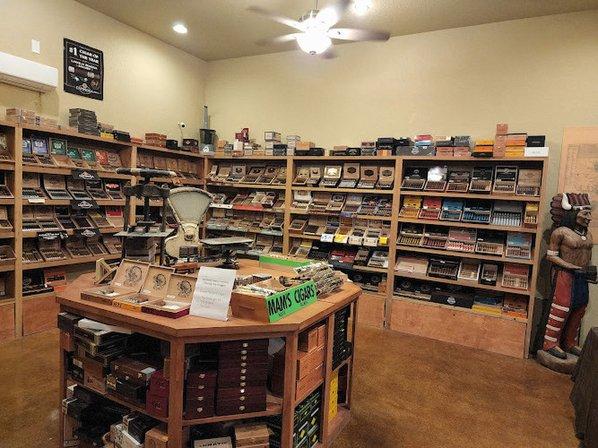 Mams Cigar Shop