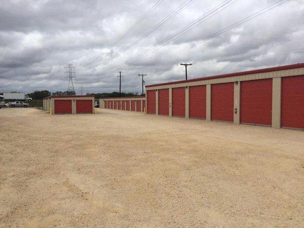 Braunig Lake Storage