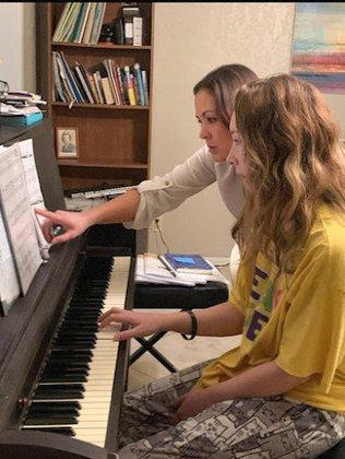 Piano Lessons by Mel