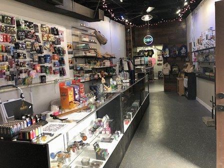 CFL Smoke Shop Pearl
