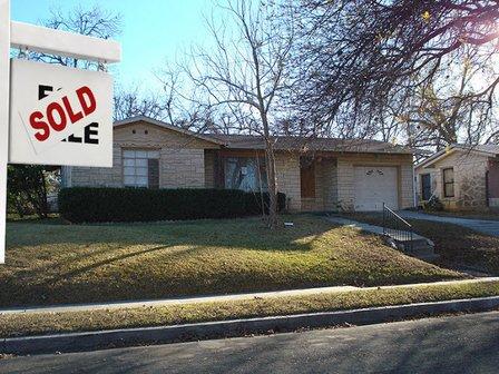 Danny Buys Houses