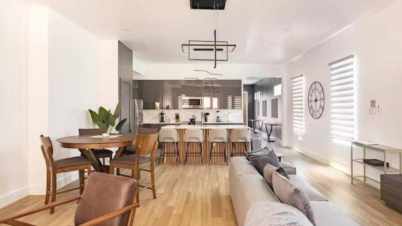 Gabriel's Luxury Short Term Fully Furnished Townhouse Rental 3 Bedroom/3 Bath