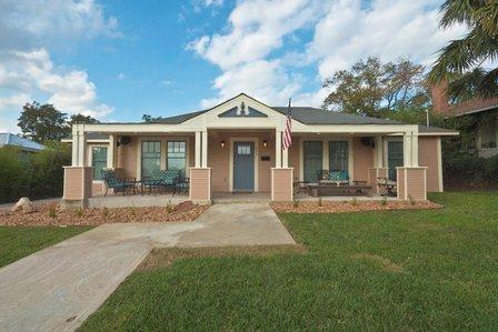Stay SA Historic Vacation Rentals