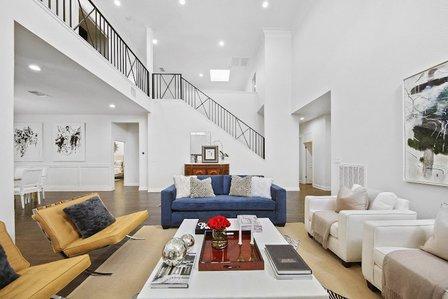 Luxury Real Estate Services, LLC // LRES Marketing