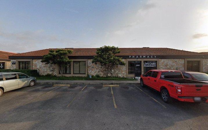 South Alamo Medical Group: Artis Danielle MD