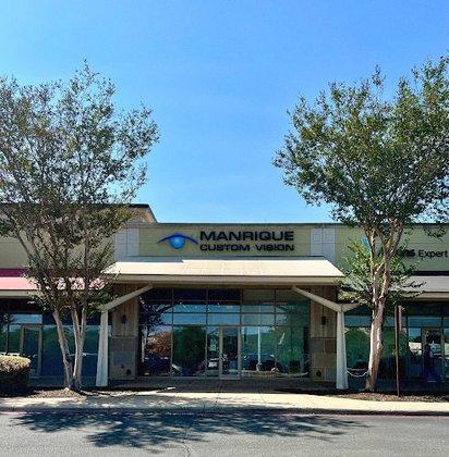 Manrique Custom Vision Center