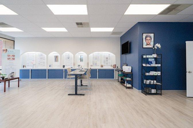 Holistic Eye Center