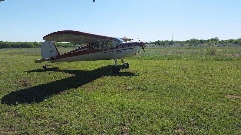 Midlake Airport