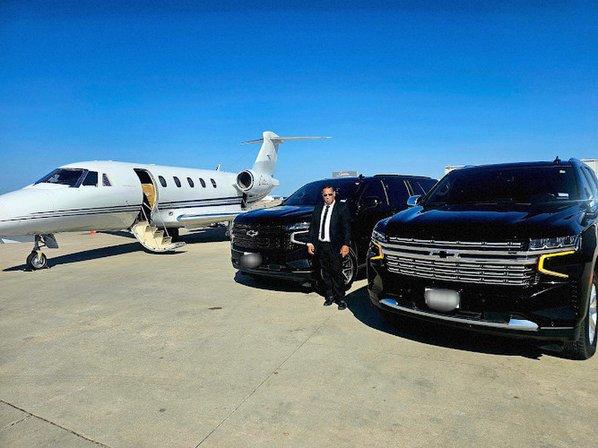 Black Car Exclusive
