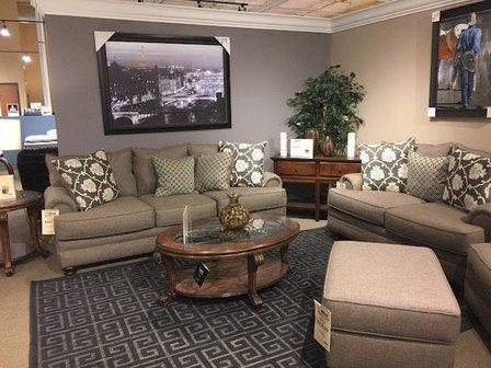 Mega Furniture - Forum/I35