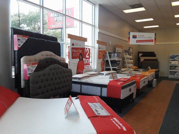 Mattress Firm Clearance Center DeZavala