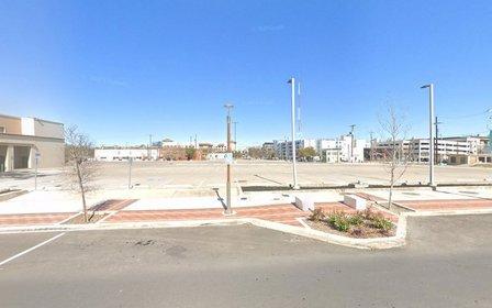 821 Broadway St Parking