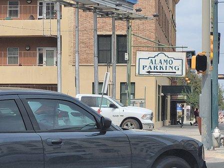 Alamo Parking