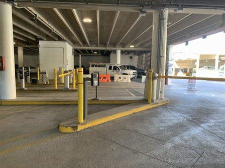 Travis Park Plaza Garage - ParkChirp
