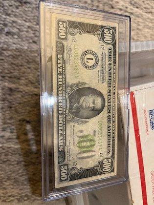Matthew's Coins and Collectibles (Coin and Gold Buyers) By Appointment Only
