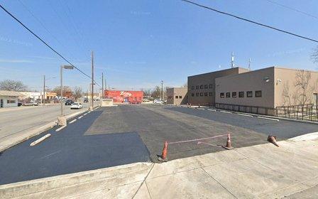 263 Albert St Parking