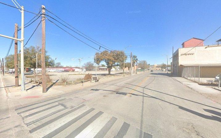 311 W Martin St Parking