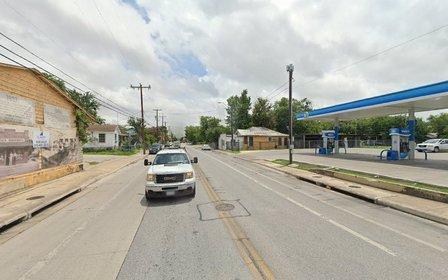 1522 Guadalupe St Parking