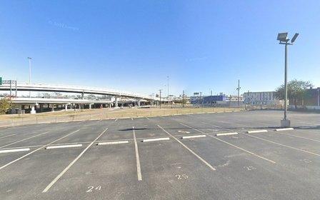 299 Piazza Italia Parking
