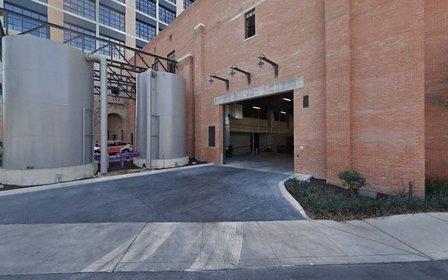 OXBOW Parking Garage at The Pearl (Winpark)