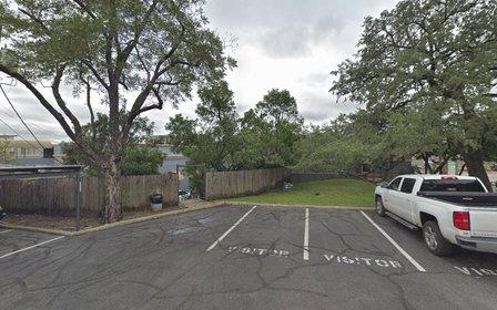 5170 Broadway Parking