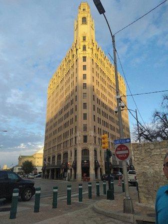 Alamo Parking