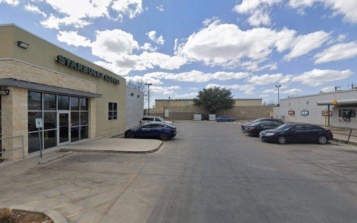 807 San Pedro Ave Parking
