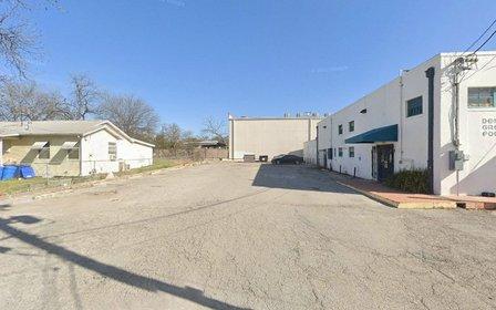 529 E Ashby Pl Parking