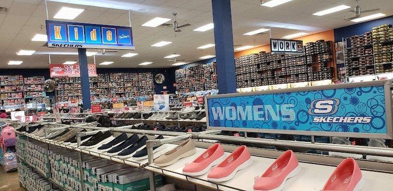 SKECHERS Warehouse Outlet