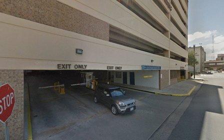 399 Lexington Ave Parking
