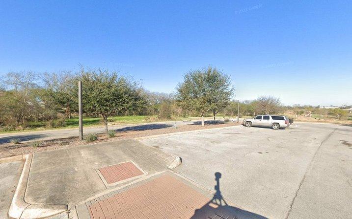 Riverwalk: Mission Pkwy Parking