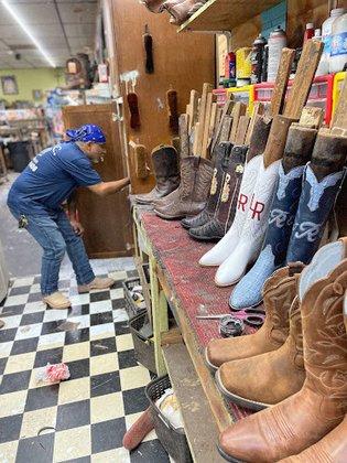 A & C Bags, Boots, Belts & Shoe Repair