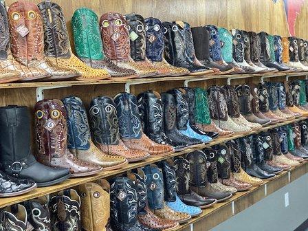 TEXAS BOOT RANCH #2