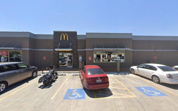6967 San Pedro Ave Parking