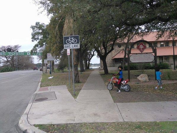 Woodlawn Gym Parking