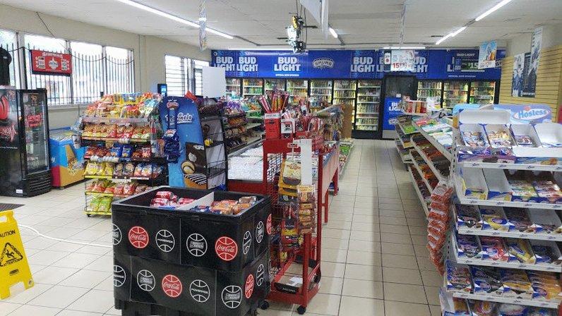 El Sendero Food Mart