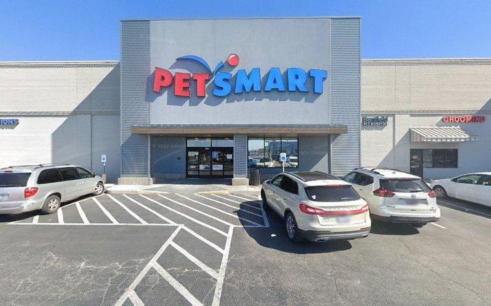 Animal Defense League of Texas Everyday Adoption Center