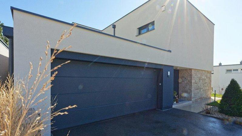 Kingston's Garage Doors