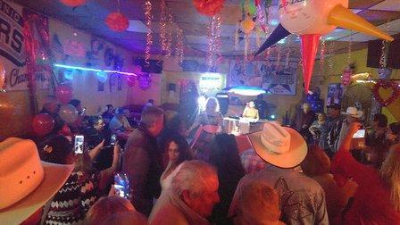 Gloria's Lounge