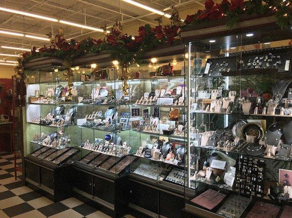 Jo Karl's Jewelry @ Craftiques Mall
