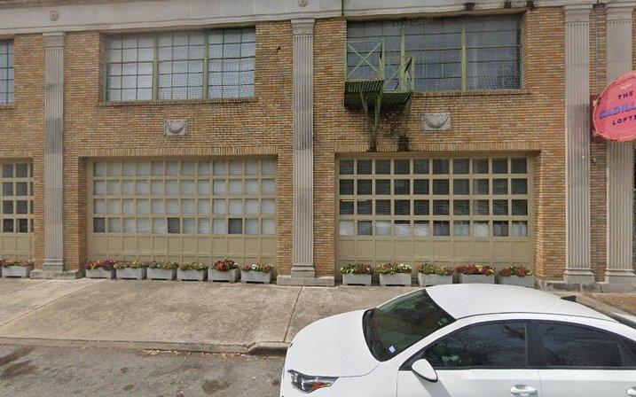 339 Lexington Ave Parking