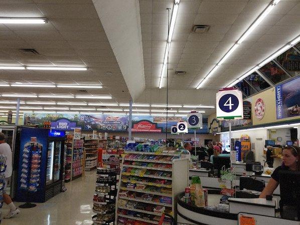 Lowe's Market