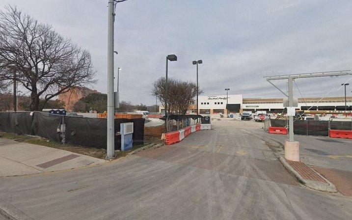 180 Patterson Ave Parking