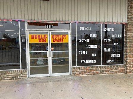 Deals Outlet Bin Store