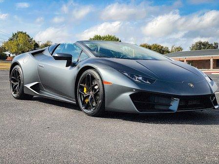 Munchkin's Exotic Rental