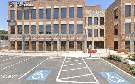 The Center Pharmacy At Legacy Oaks