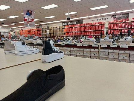 Famous Footwear Outlet