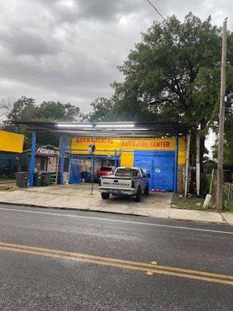 Guanajuato’s AUTO & TIRE CENTER